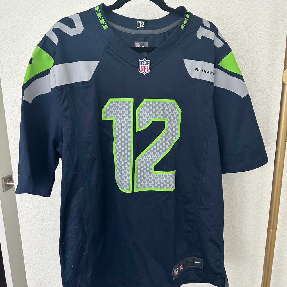 Seattle Seahawks Men’s 12 Jersey